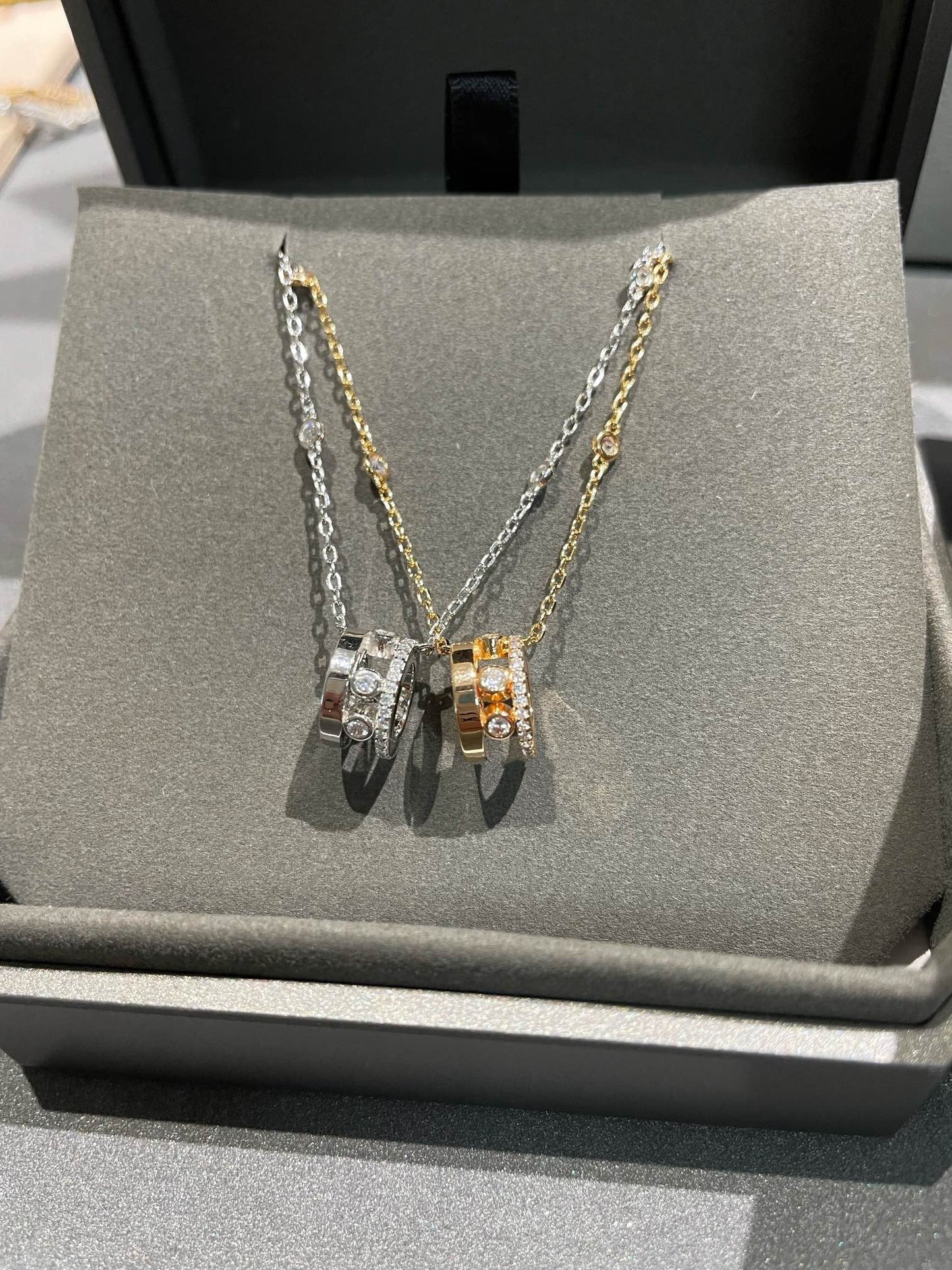 [Liorra]CHAIN MOVE ROMANE PEDAND NECKLACE