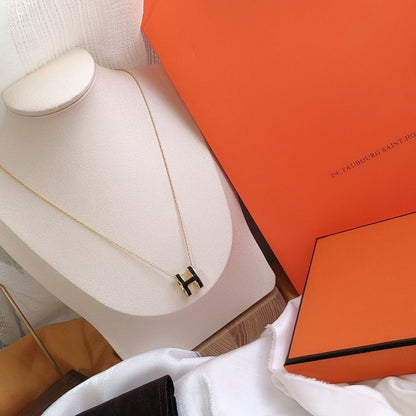 [Liorra]HM CLIC BLACK ENAMEL GOLD NECKLACE