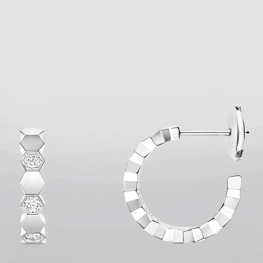 [Liorra]Hollow Design Four-Leaf Clover Flower Shape Ring