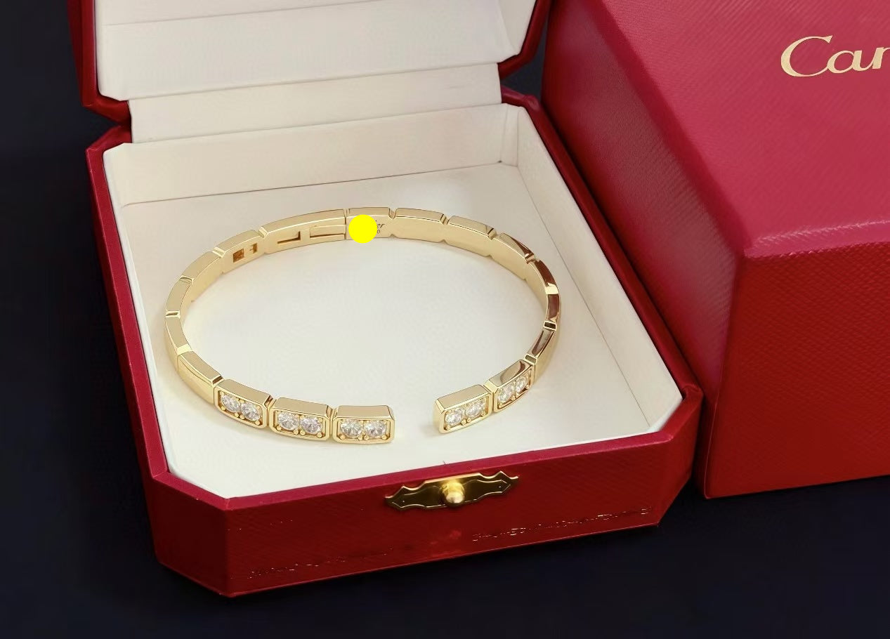 [Liorra jewelrys]LOVE DIAMOND OPEN  BRACELET