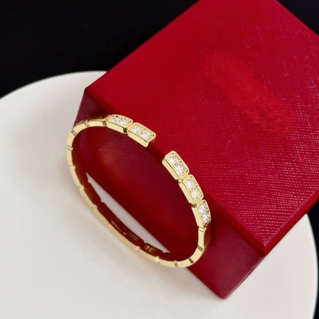 [Liorra jewelrys]LOVE DIAMOND OPEN  BRACELET