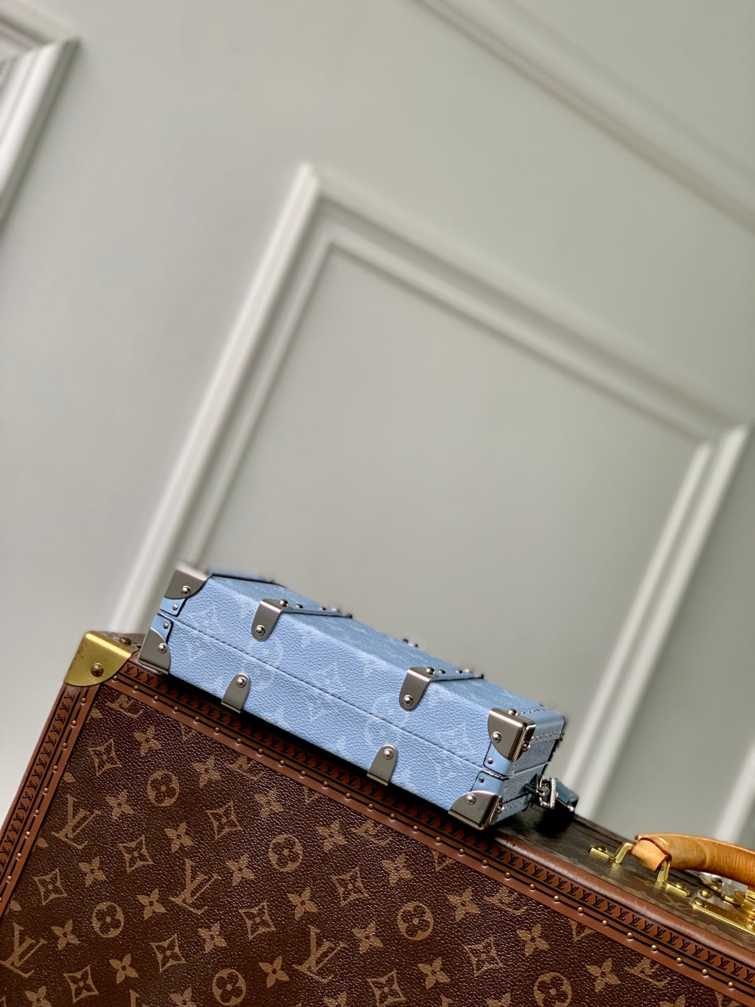 WALLET TRUNK TAIGARAMA 21.5 IN BLUE MONOGRAM COATED CANVAS