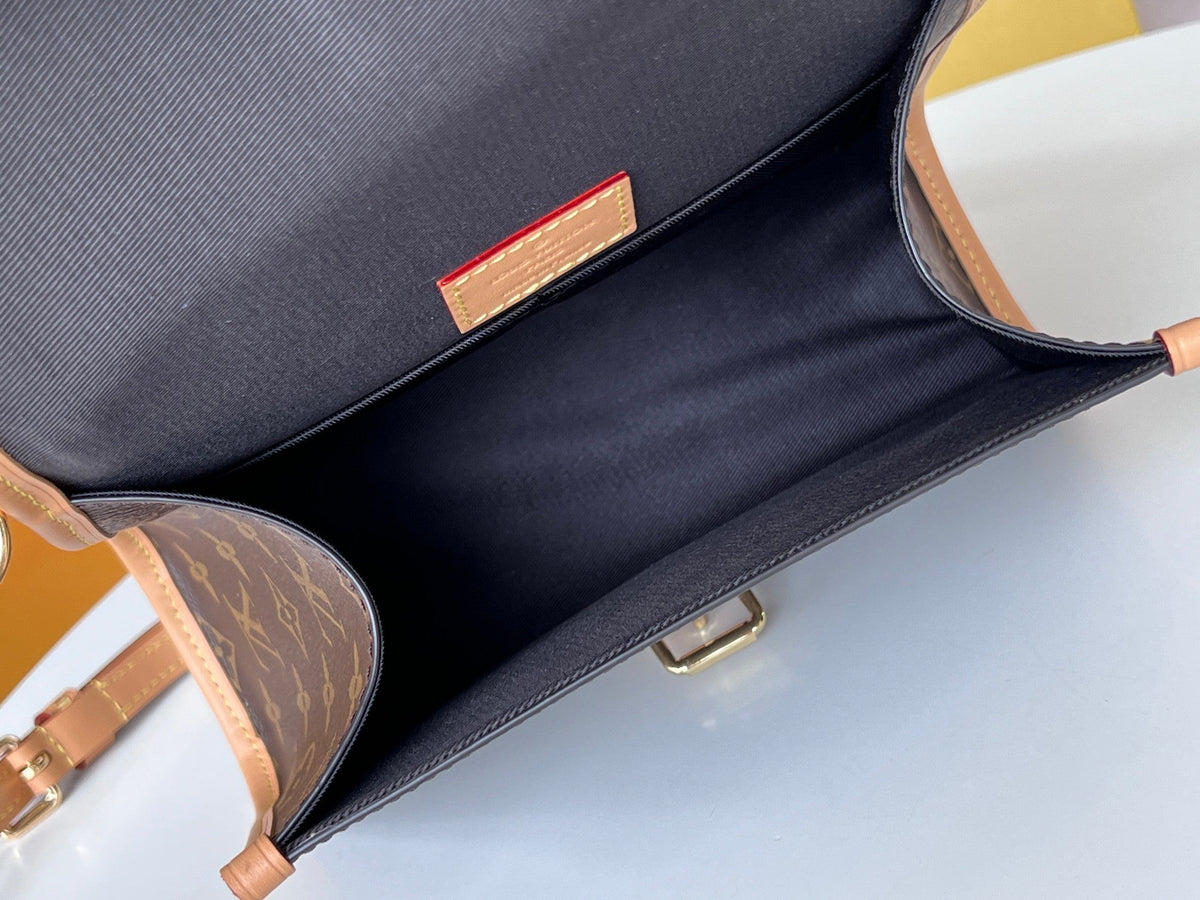 LV 25S KELLY 28 IN BROWN MONOGRAM COATED CANVAS LEATHER TRIM