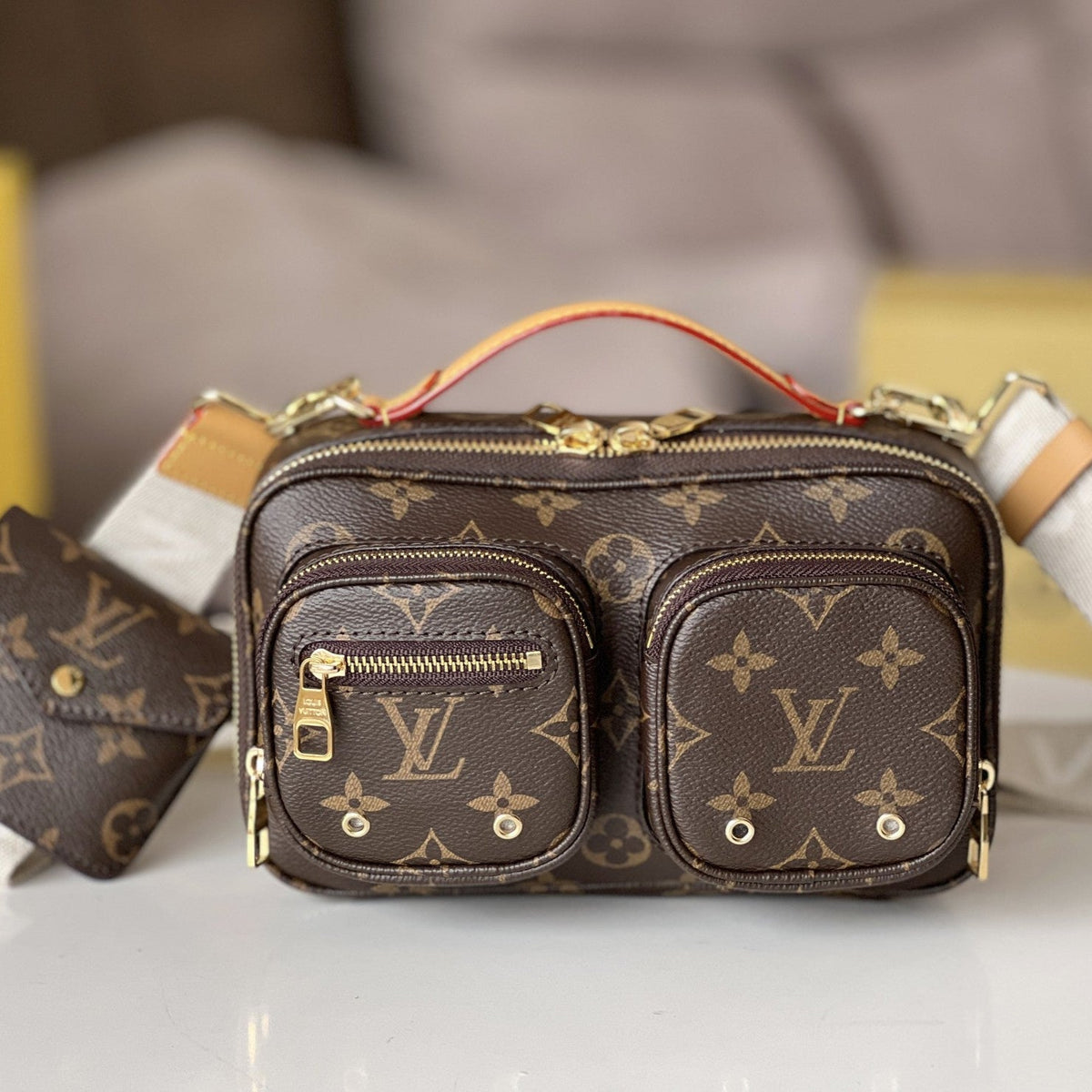 LV 25S UTILITY CROSSBODY HANDBAG 18 IN BROWN MONOGRAM CANVAS GOLD HARDWARE