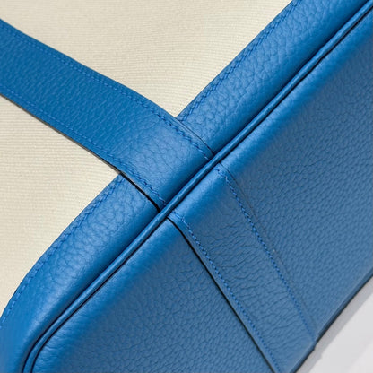 GARDEN PARTY 30CM IN WHITE TOILETS COTTON CANVAS AND BLUE CALFSKIN GREEN ON SIDE OTHER