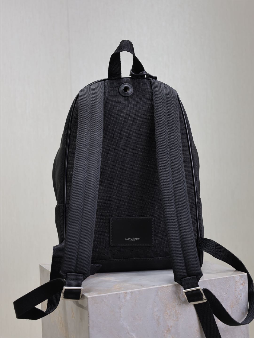 CITY BACKPACK 35 IN BLACK CANVAS