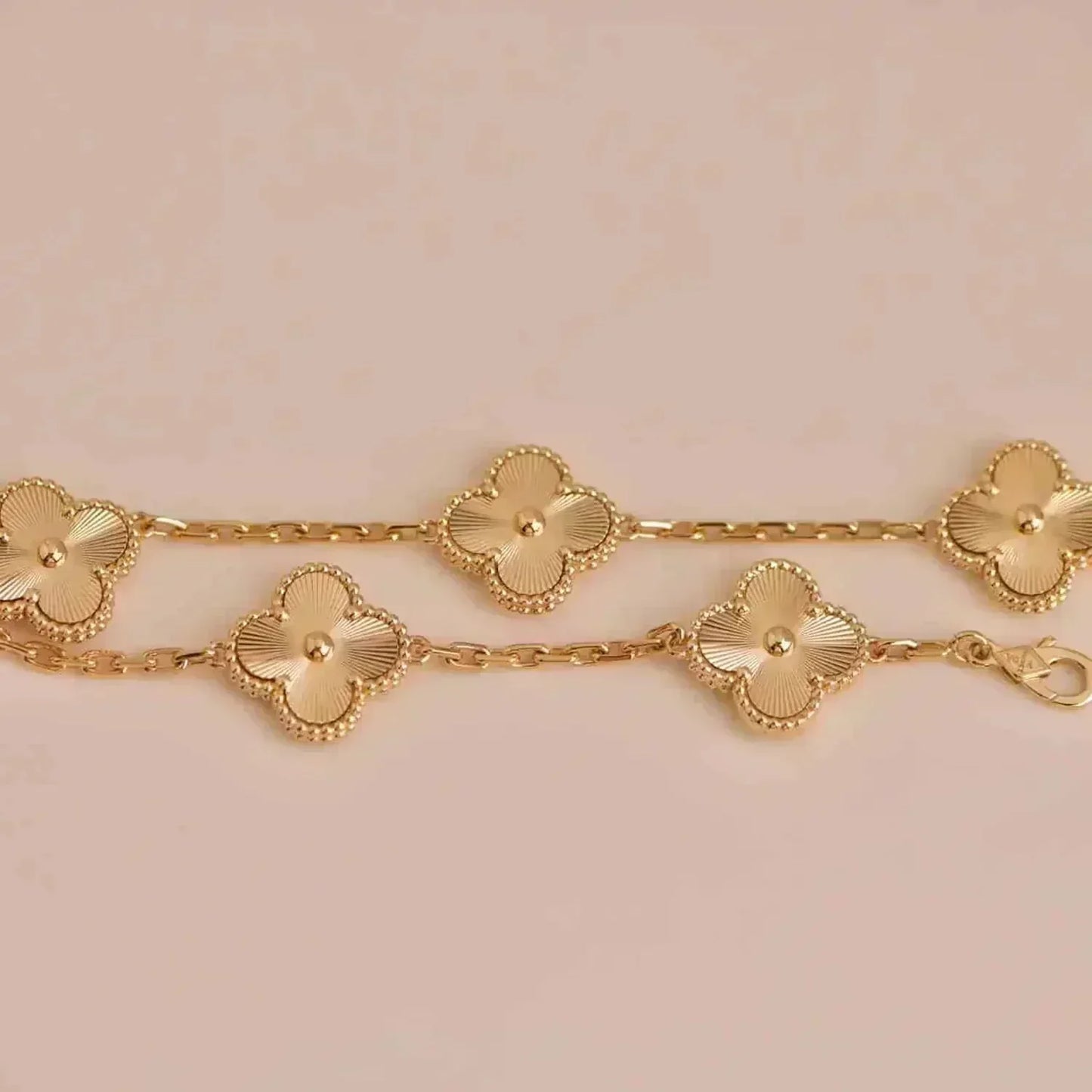 [Liorra] CLOVER 5 MOTIF LASER BRACELET COLLECTION