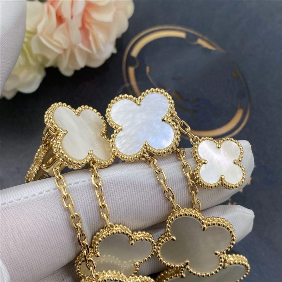 [Liorra]CLOVER EARRINGS WHITE MOP 4 MOTIFS GOLD