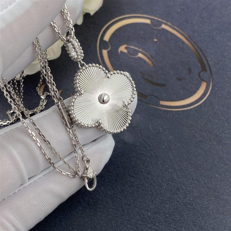[Liorra]CLOVER 25MM SILVER BIG CLOVER NECKLACE
