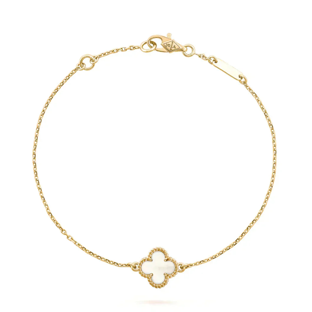 [Liorra]CLOVER WHITE MOP SINGLE FLOWER BRACELET