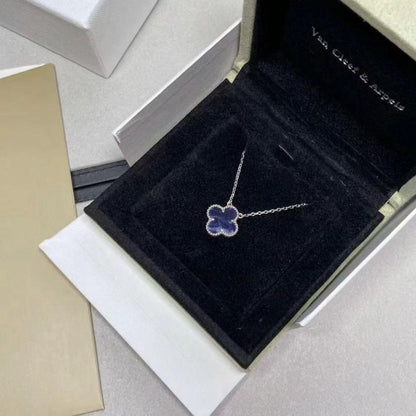 [Liorra]CLOVER 15MM PIETERSITE NECKLACE SILVER